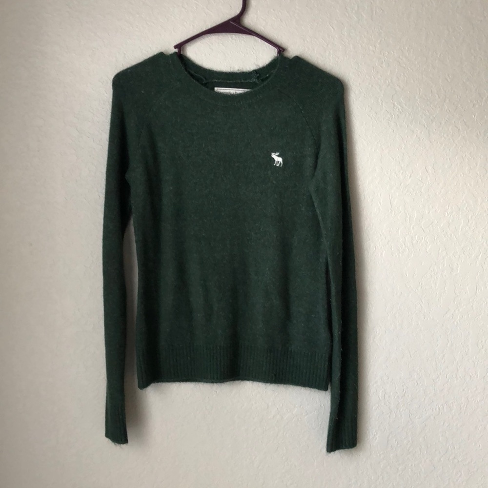 Green A&F sweater